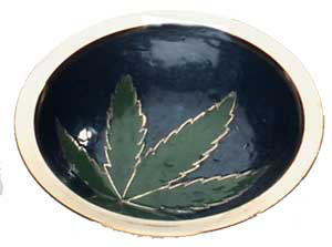 Brassbowle With Leaf-10cm-small 